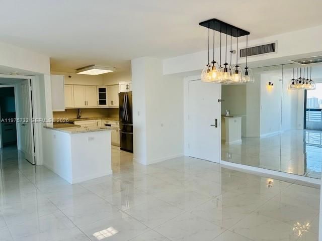 Apartment for rent  Unit #1611 - photo 7504097