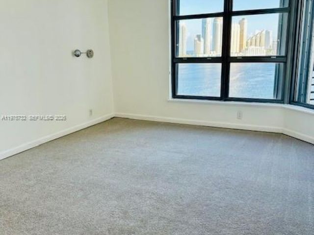 Apartment for rent  Unit #1611 - photo 7504103