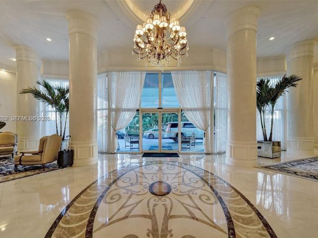 Apartment for rent  Unit #1611 - photo 7504105