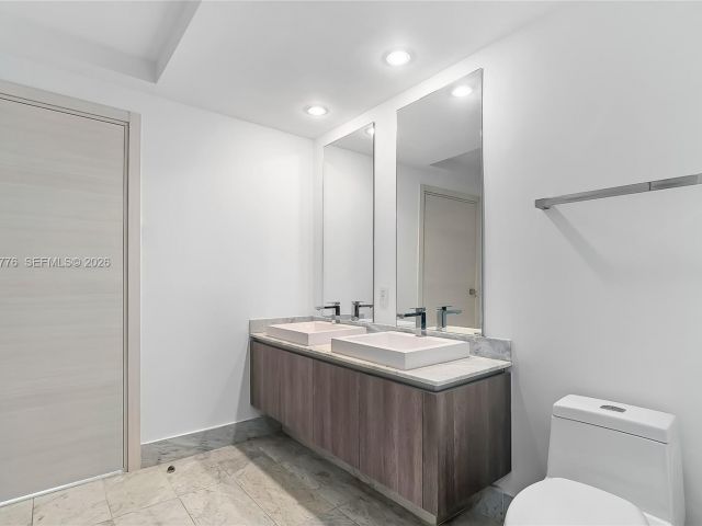 Apartment for rent  Unit #3704 - photo 7452662