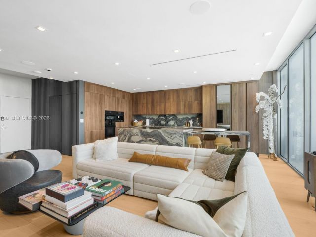 Apartment for sale  Unit #PH-14 - photo 7476676