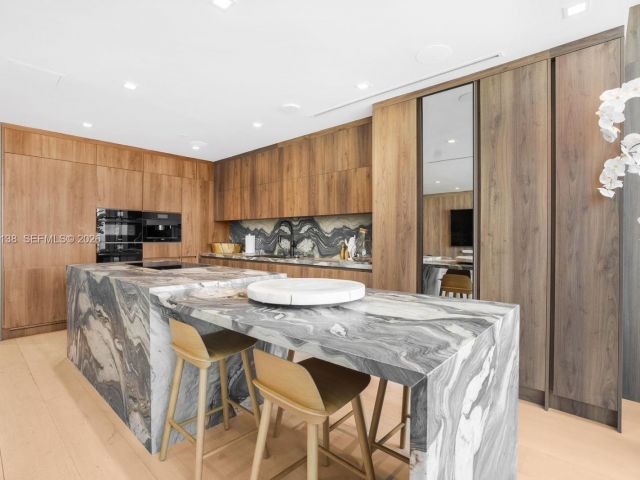 Apartment for sale  Unit #PH-14 - photo 7476681