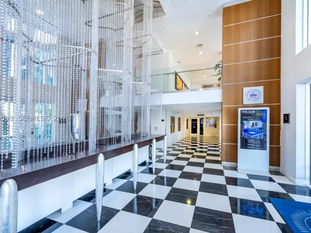 2-bedroom condo for sale in Miami - 1800 N Bayshore Dr 2503 - MondialRealty