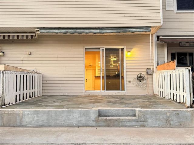 Home for rent at 2533 NE 15th St - photo 7478316