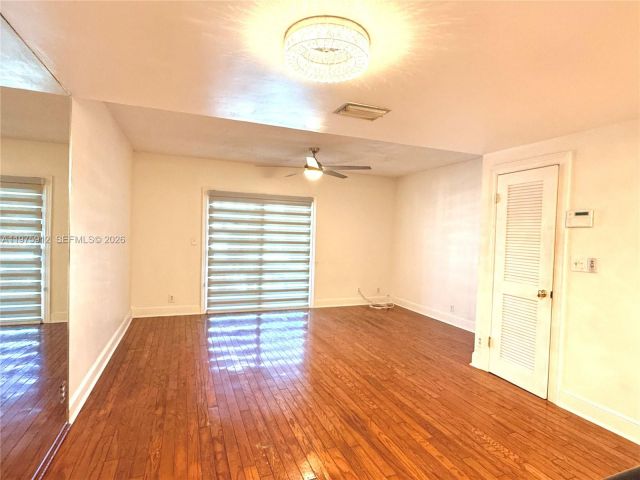 Home for rent at 2533 NE 15th St - photo 7478325