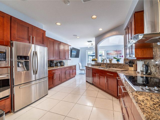 Home for rent at 1547 Mariner Way 0 - photo 7474316