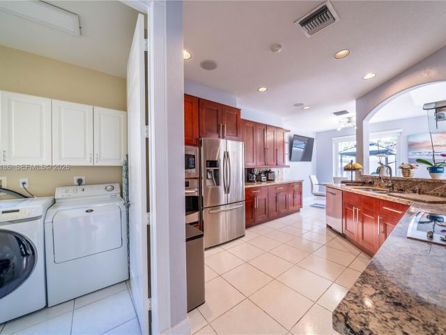 Home for rent at 1547 Mariner Way 0 - photo 7474318