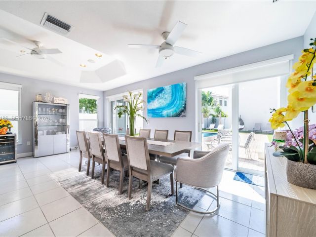 Home for rent at 1547 Mariner Way 0 - photo 7474322