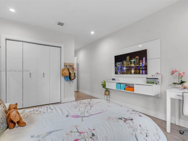 Home for sale at 6235 Alton Rd - photo 7468389