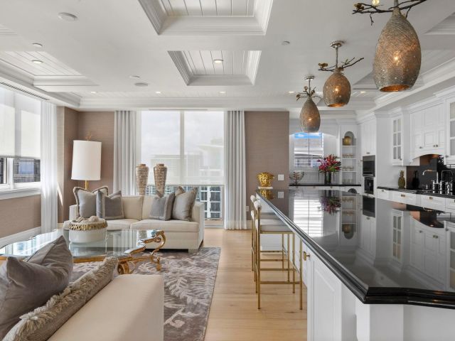 3-bedroom condo for sale in Fort Lauderdale - 350 SE 2nd Street GPH10 - MondialRealty