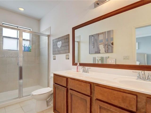 Home for sale at 1071 NW 33rd Ct - photo 7524377