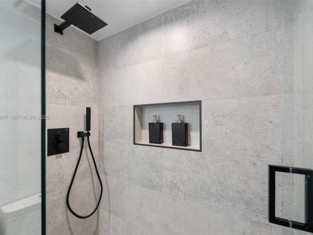 Apartment for rent  Unit #2308 - photo 7533864