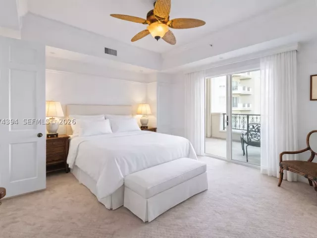 3-bedroom condo for sale in Miami Beach - 5266 Fisher Island Dr 5266 - MondialRealty
