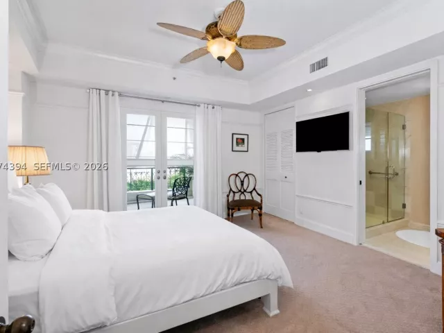 3-bedroom condo for sale in Miami Beach - 5266 Fisher Island Dr 5266 - MondialRealty