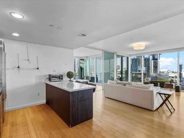 Apartment for rent  Unit #1107 - photo 7488440