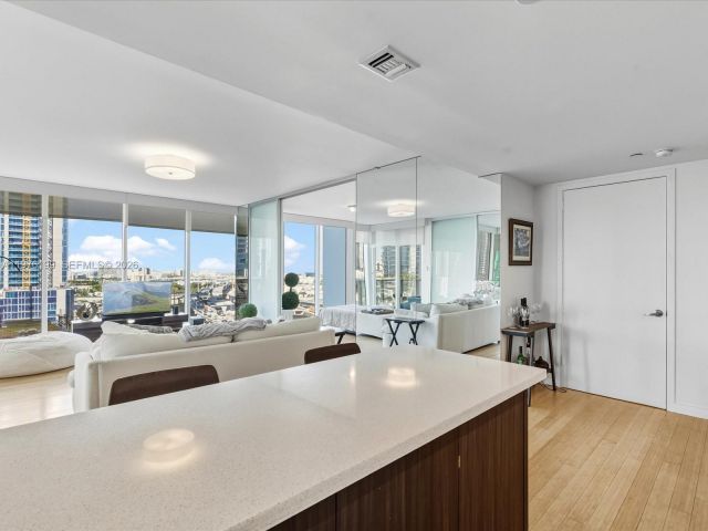 Apartment for rent  Unit #1107 - photo 7488441