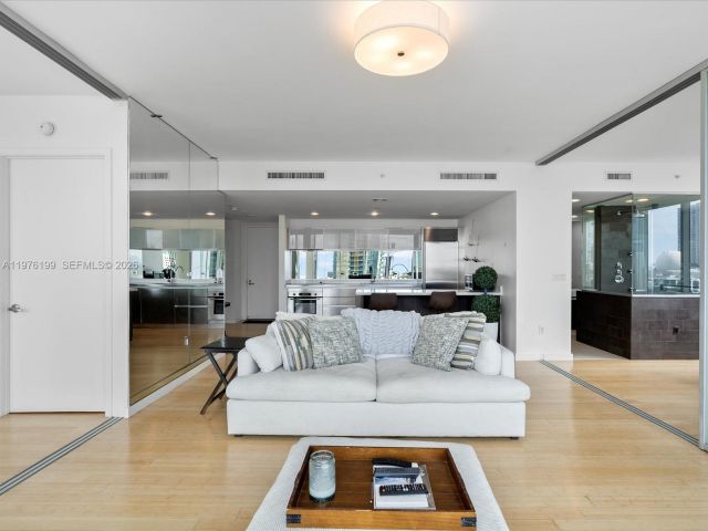 Apartment for rent  Unit #1107 - photo 7488445