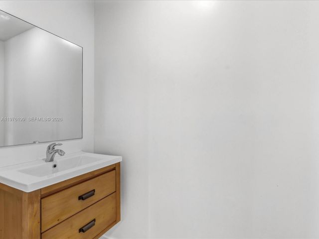 Apartment for rent  Unit #1107 - photo 7488450