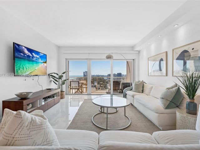 Apartment for rent  Unit #PHJ - photo 7521141