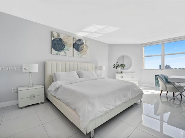 Apartment for rent  Unit #PHJ - photo 7521145