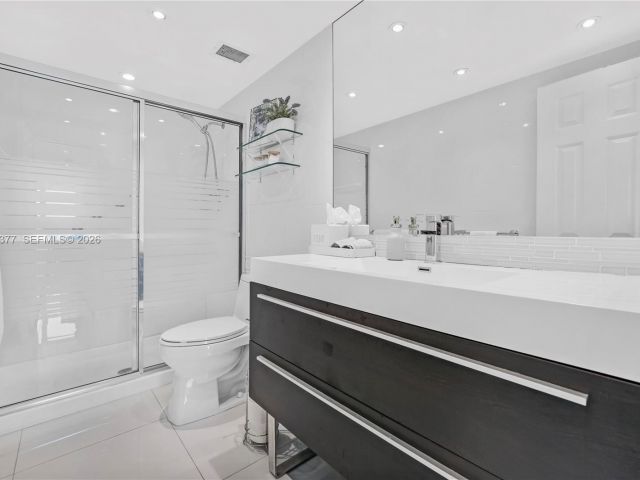 Apartment for rent  Unit #PHJ - photo 7521153