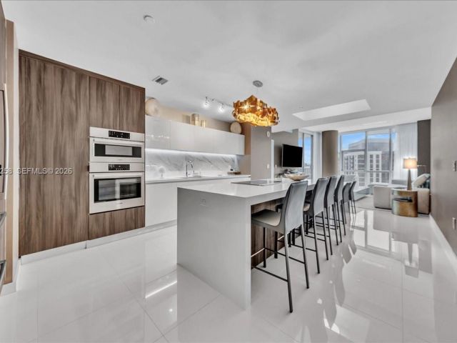 Apartment for sale  Unit #3711 - photo 7488156