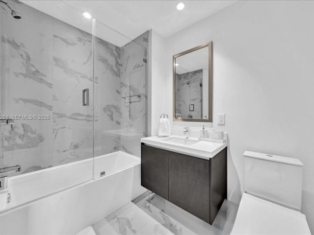 Apartment for sale  Unit #3711 - photo 7488165