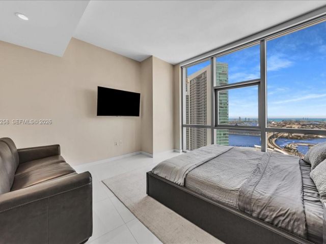 Apartment for sale  Unit #3711 - photo 7488166