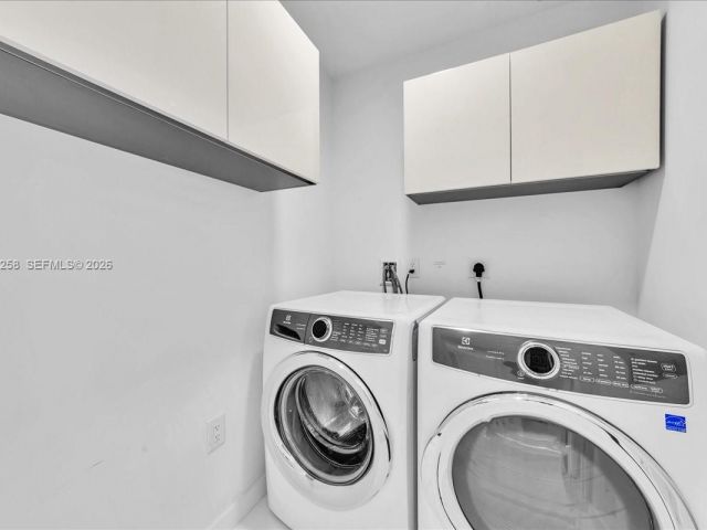 Apartment for sale  Unit #3711 - photo 7488172