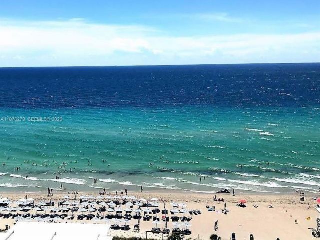 Apartment for sale  Unit #3704 - photo 7512340