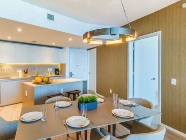 Apartment for sale  Unit #3704 - photo 7512349