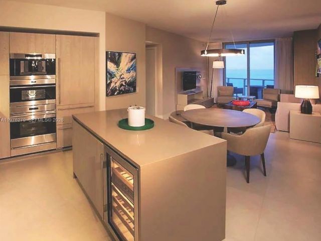 Apartment for sale  Unit #3704 - photo 7512354