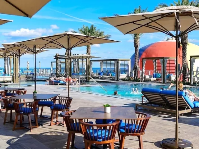 2-bedroom condo for sale in Hollywood - 4111 S Ocean Dr 3704 - MondialRealty