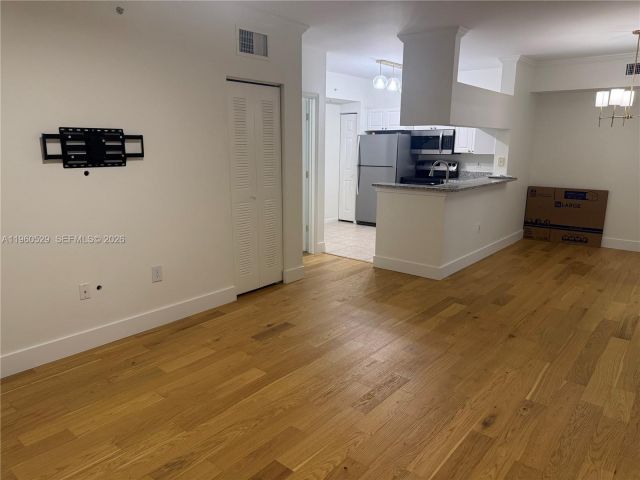 Apartment for sale  Unit #2321 - photo 7512561