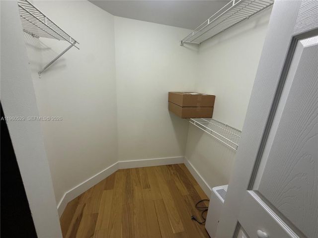 Apartment for sale  Unit #2321 - photo 7512571