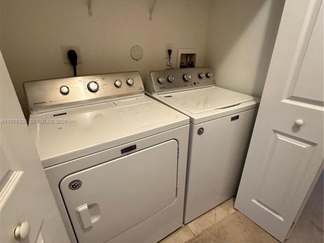 Home for rent at 745 SW 107th Ave - photo 7455679