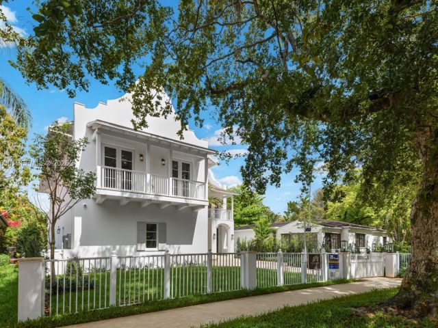 Home for sale at 505 Zamora Ave - photo 7524592