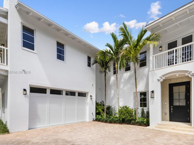 Home for sale at 505 Zamora Ave - photo 7524594