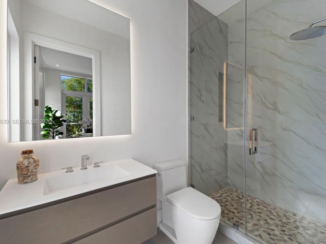 Home for sale at 505 Zamora Ave - photo 7524609