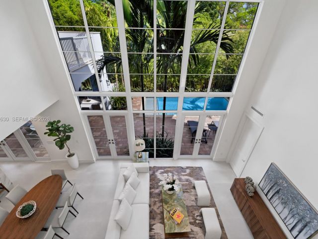 Home for sale at 505 Zamora Ave - photo 7524611