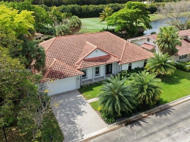 Home for rent at 4934 NW 94th Doral Pl - photo 7533196