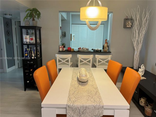 Apartment for sale  Unit #202 - photo 7480493