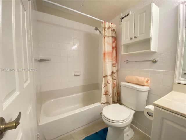 Apartment for rent  Unit #1104 - photo 7477543