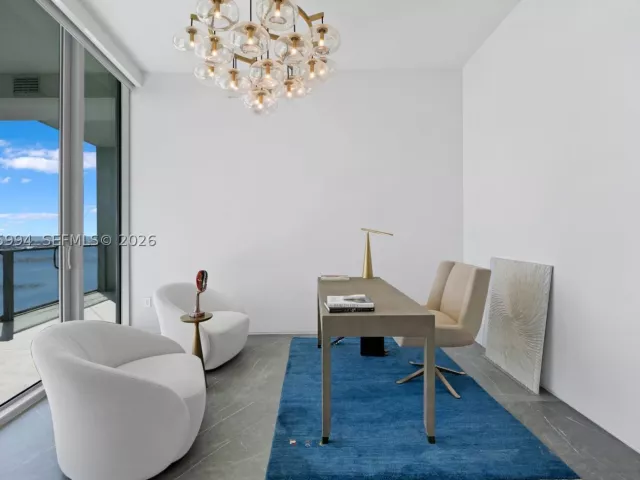 4-bedroom condo for sale in Miami - 2900 NE 7th Ave UPH-4602 - MondialRealty