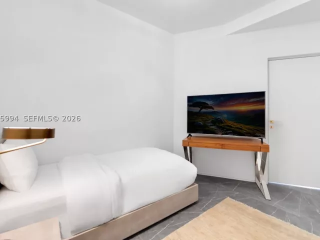 4-bedroom condo for sale in Miami - 2900 NE 7th Ave UPH-4602 - MondialRealty