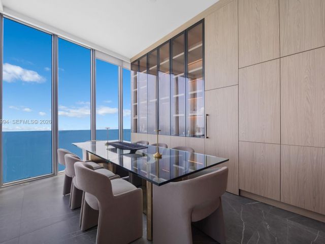 Apartment for sale  Unit #UPH-4602 - photo 7491354