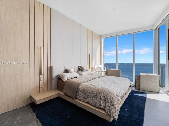 Apartment for sale  Unit #UPH-4602 - photo 7491356