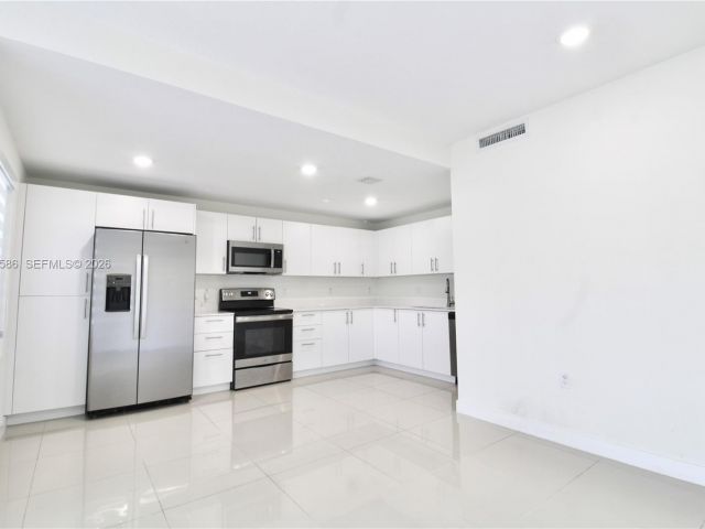 3-bedroom home for rent in Homestead - 25875 SW 145th Ave - MondialRealty