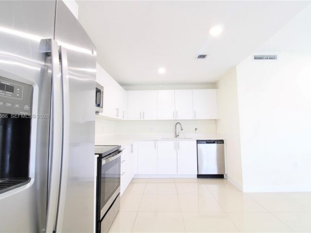 3-bedroom home for rent in Homestead - 25875 SW 145th Ave - MondialRealty