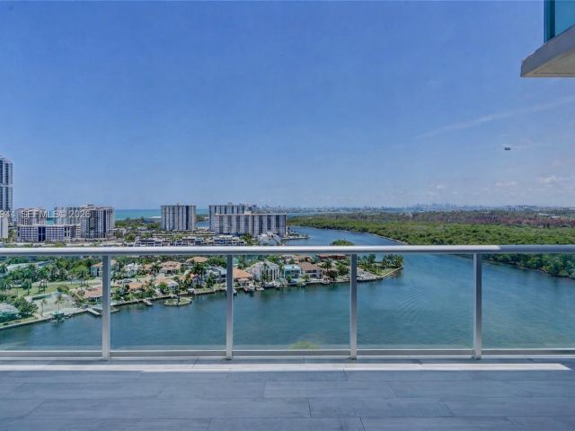 Apartment for sale  Unit #2004 - photo 7497088